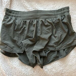 Lululemon Hotty Hot Shorts 2.5 low rise Olive Green